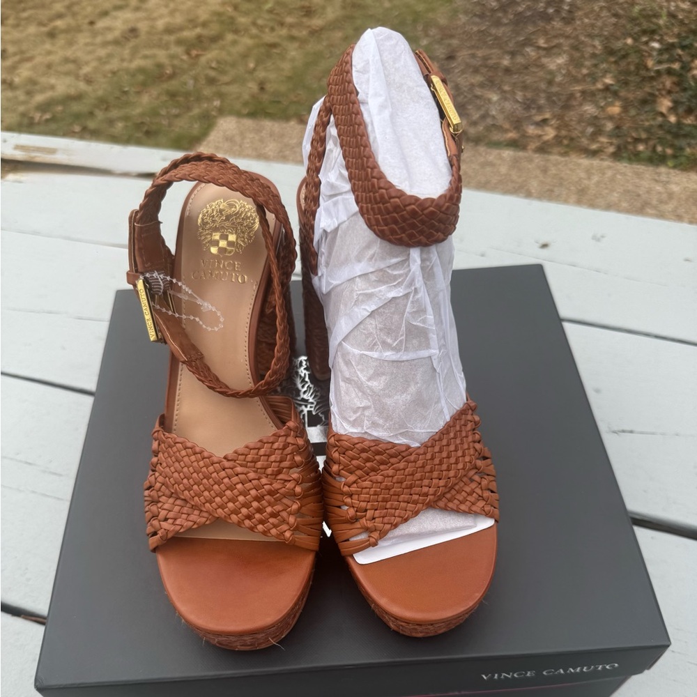 Vince Camuto Pessa Platform Sandals – New with Box - Picture 4 of 17